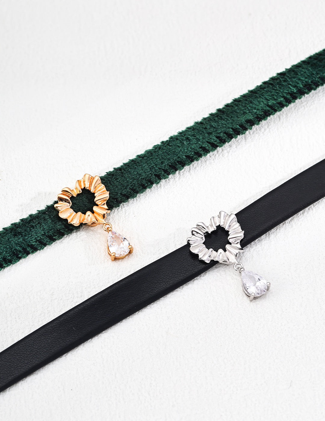 choker with diamond