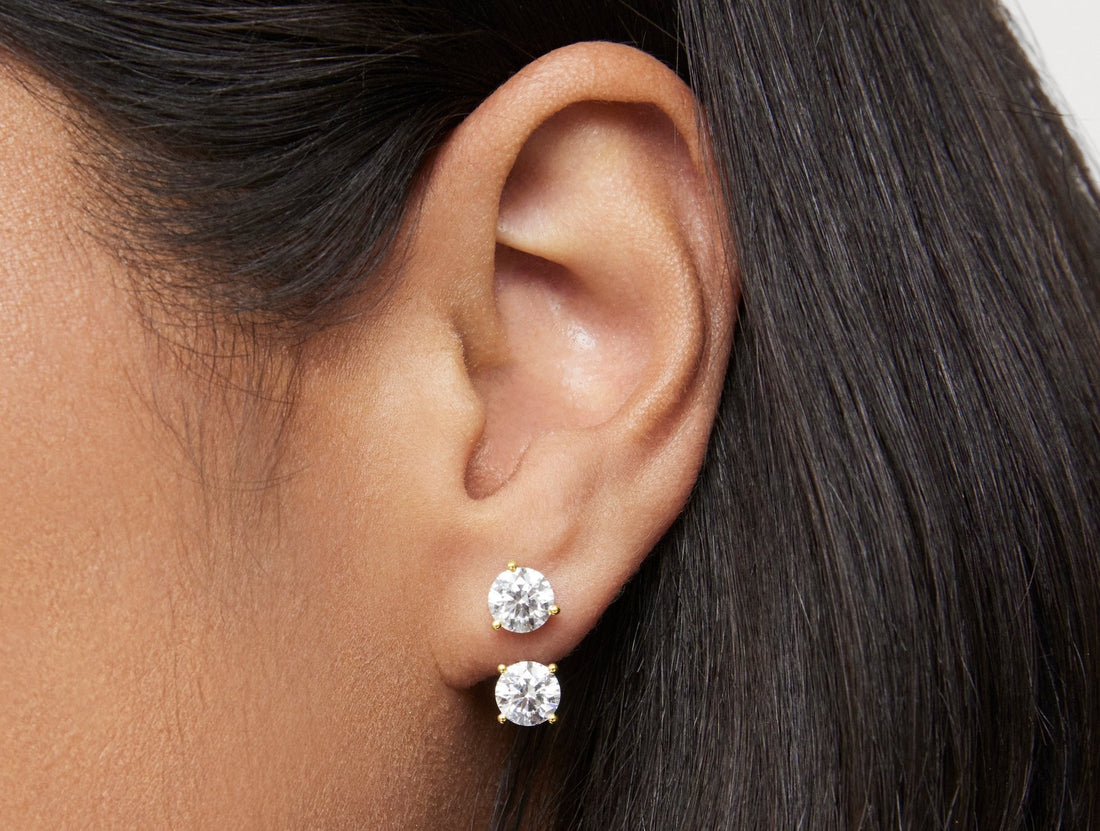 Boucles d'oreilles solitaires en diamant de laboratoire de 2 carats, taille brillant | Blanc