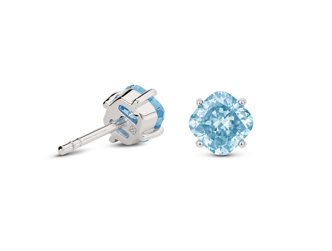 Clous d'oreilles en or 14 carats avec diamants de laboratoire de 1½ ct. taille coussin | Bleu