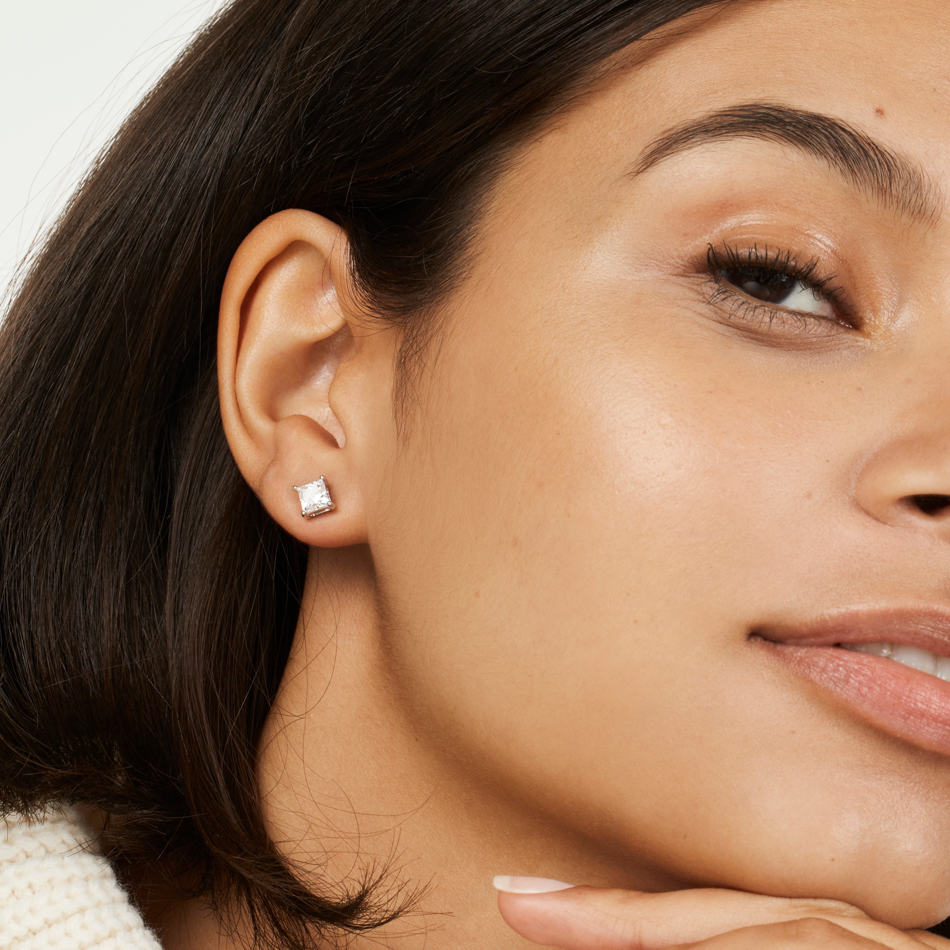 Clous d'oreilles Princess en diamants de 2 carats cultivés en laboratoire | Blanc