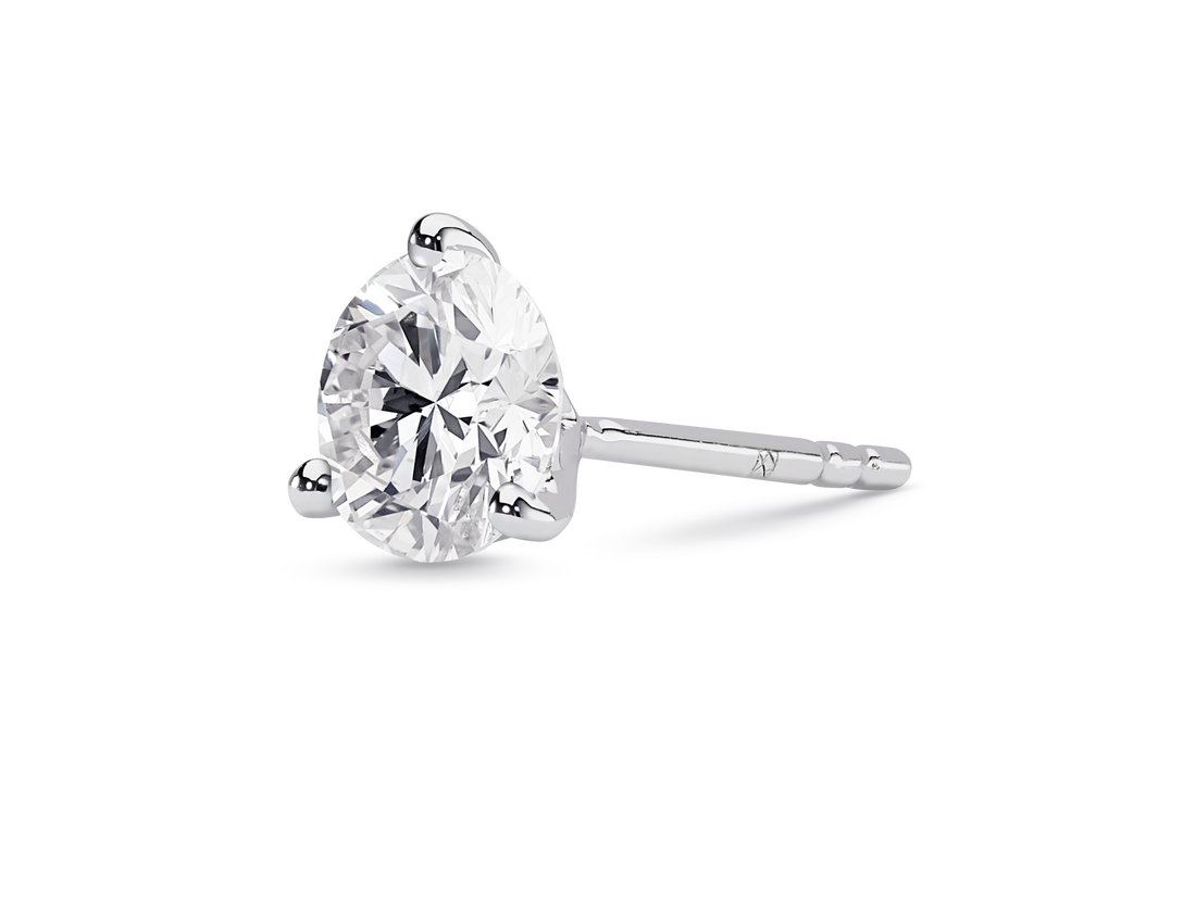 Clous d'oreilles en or 14 carats avec solitaire rond brillant de 1 carat et diamant de laboratoire | Blanc